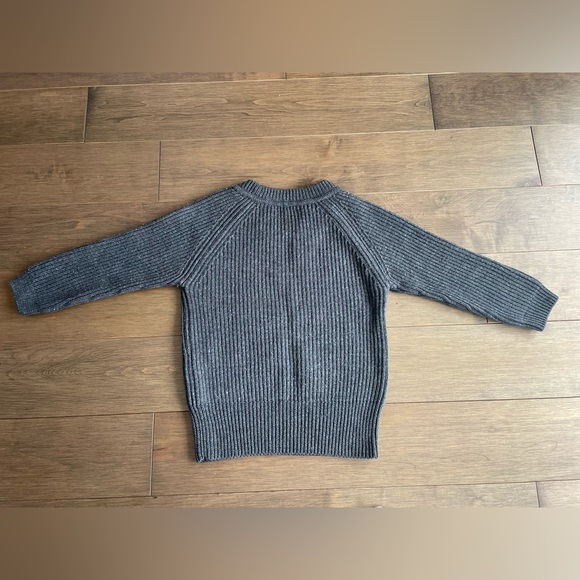 Wilfred 100% merino wool sweater size XXS - Picture 3 of 4